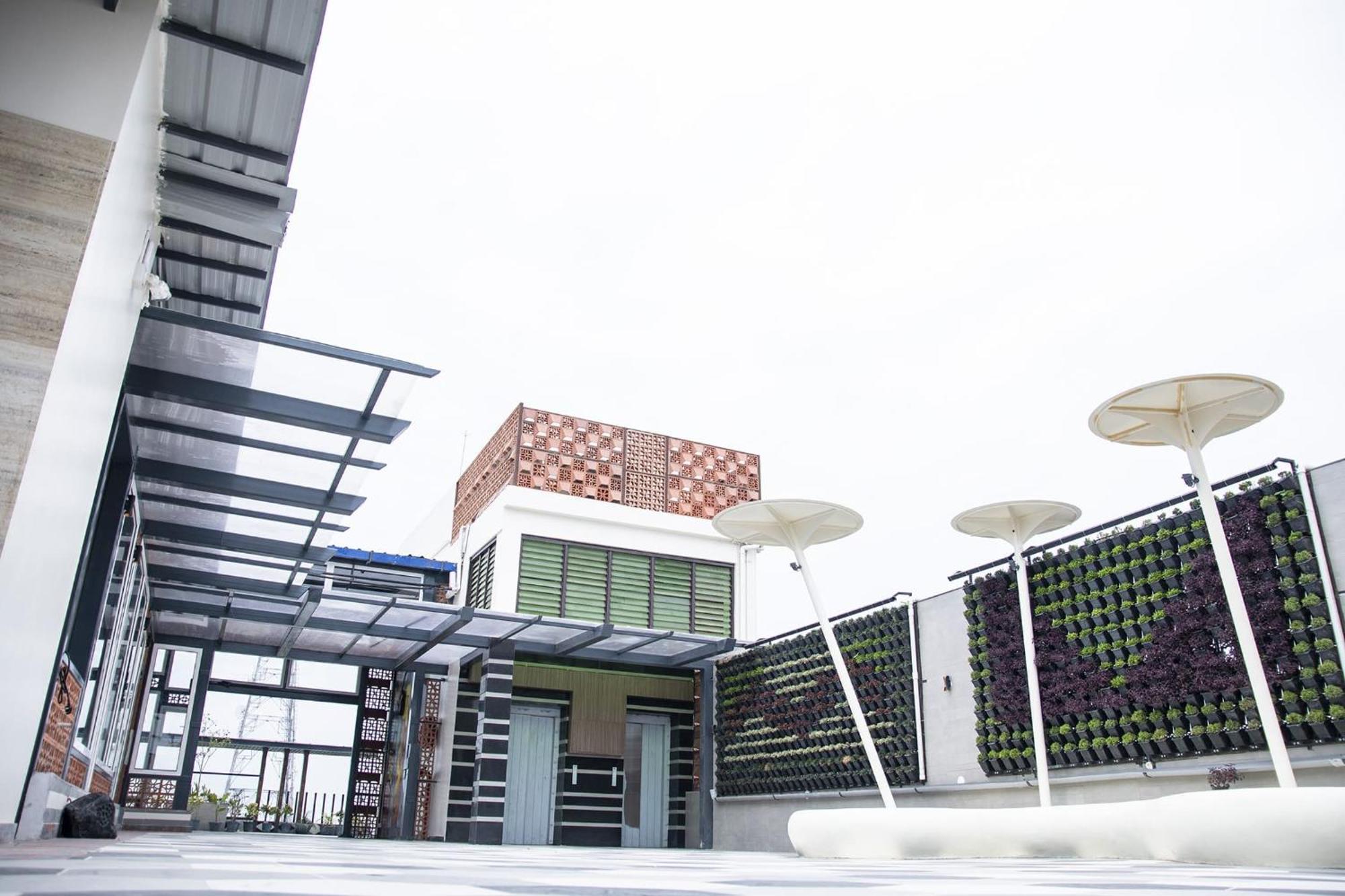 Hotel Lake View Baharampur Exterior foto